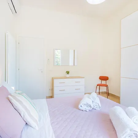 Mutina Luxlife Close To Center - Free Parking モデナ