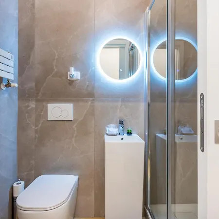 Mutina Luxlife Close To Center - Free Parking Апартаменти *