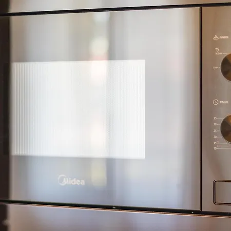 Mutina Luxlife Close To Center - Free Parking 公寓